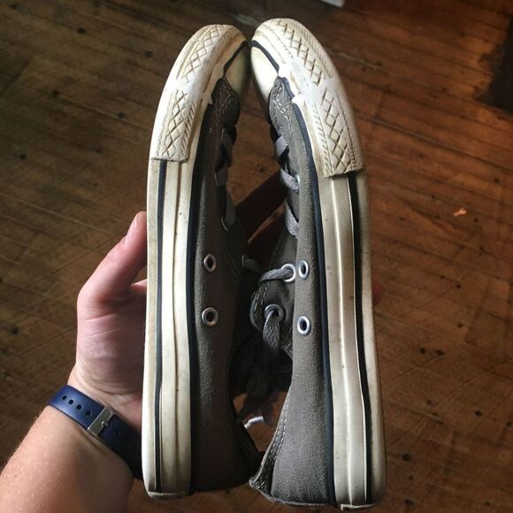Converse gray low top classic size 3 Chuck Taylor Converse sneakers - Picture 4 of 6